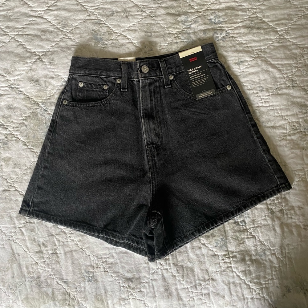 Levi’s high loose shorts